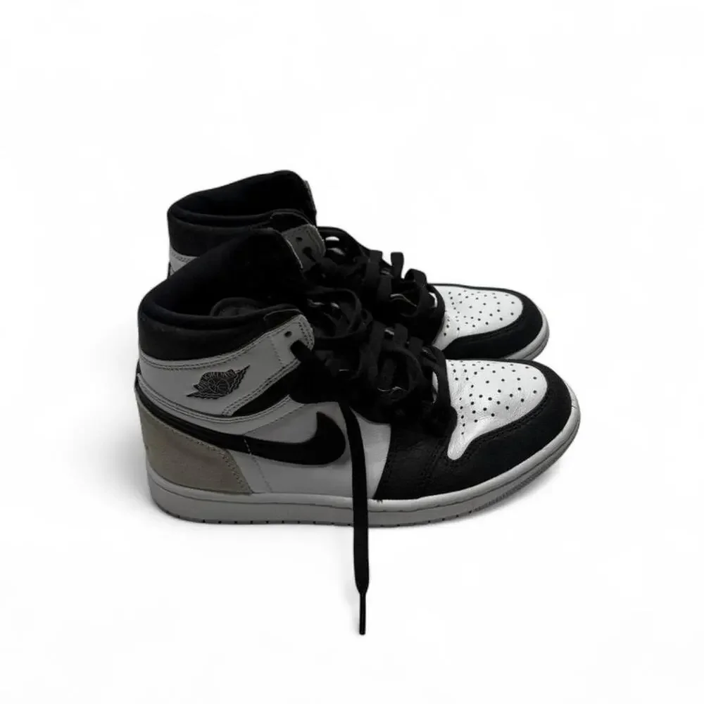 Nike Air Jordan 1 Retro High Stage Sneakers Men’s Size 6 Great Condition